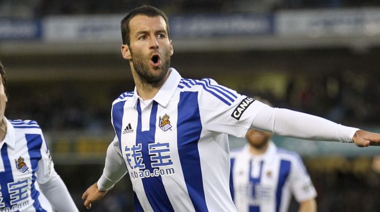 Imanol Agirretxe celebra un gol la pasada temporada