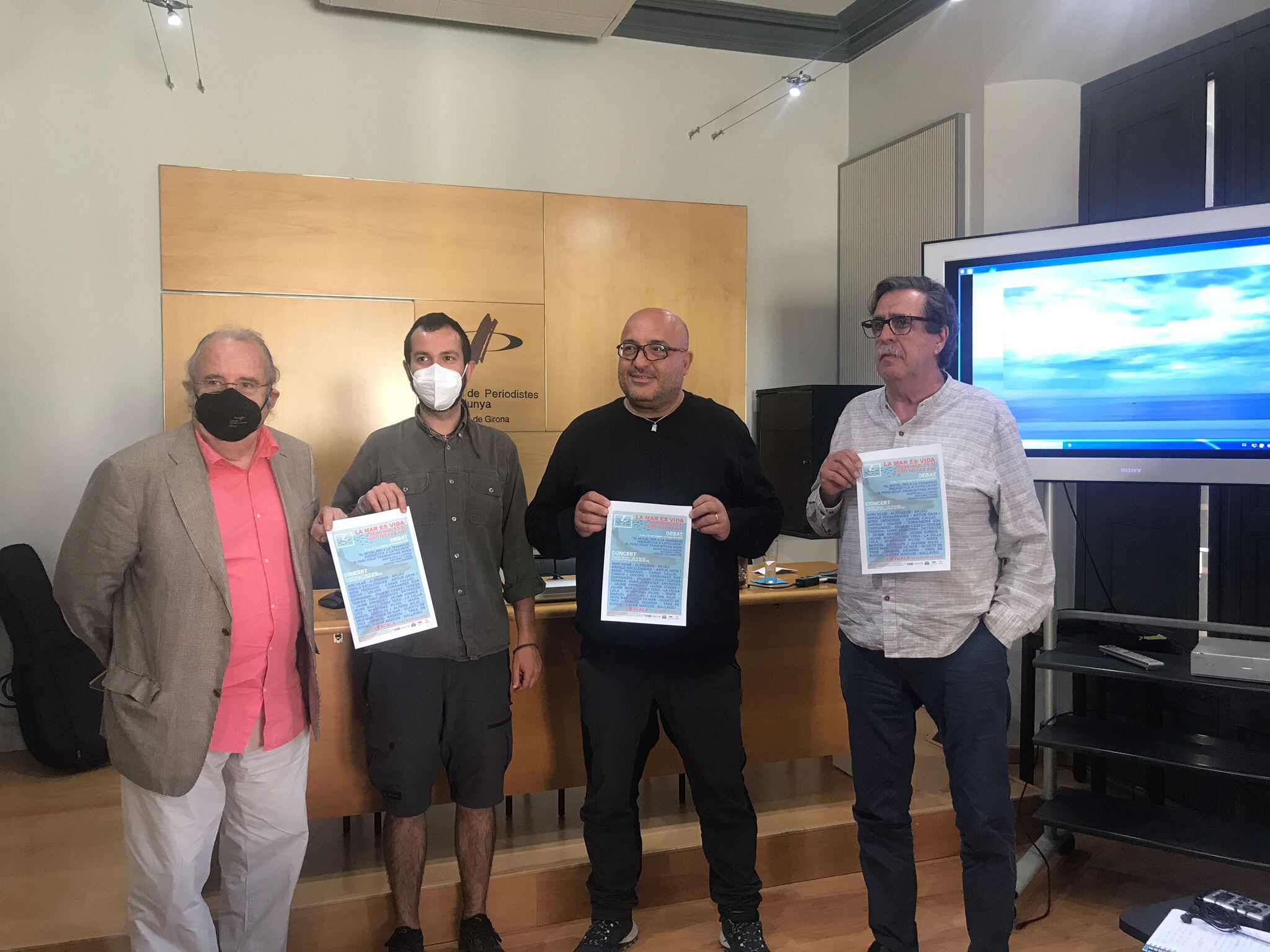 Organitzadors del macro concert en contra del parc eolic marí a la Costa Brava