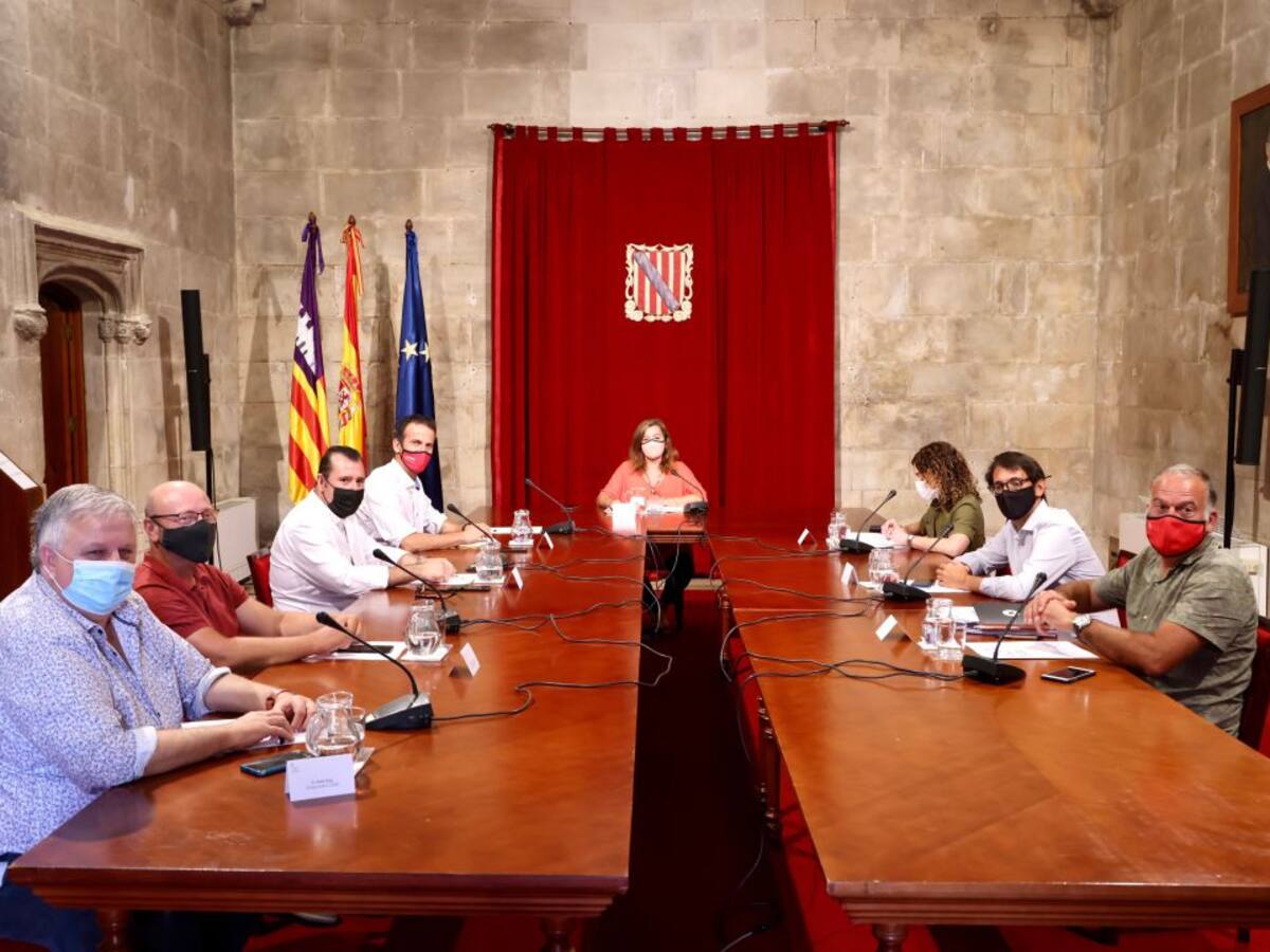 2.000 autónomos y empresas pitiusas podrán acceder a las ayudas covid estatales, suponen el 16% de Baleares