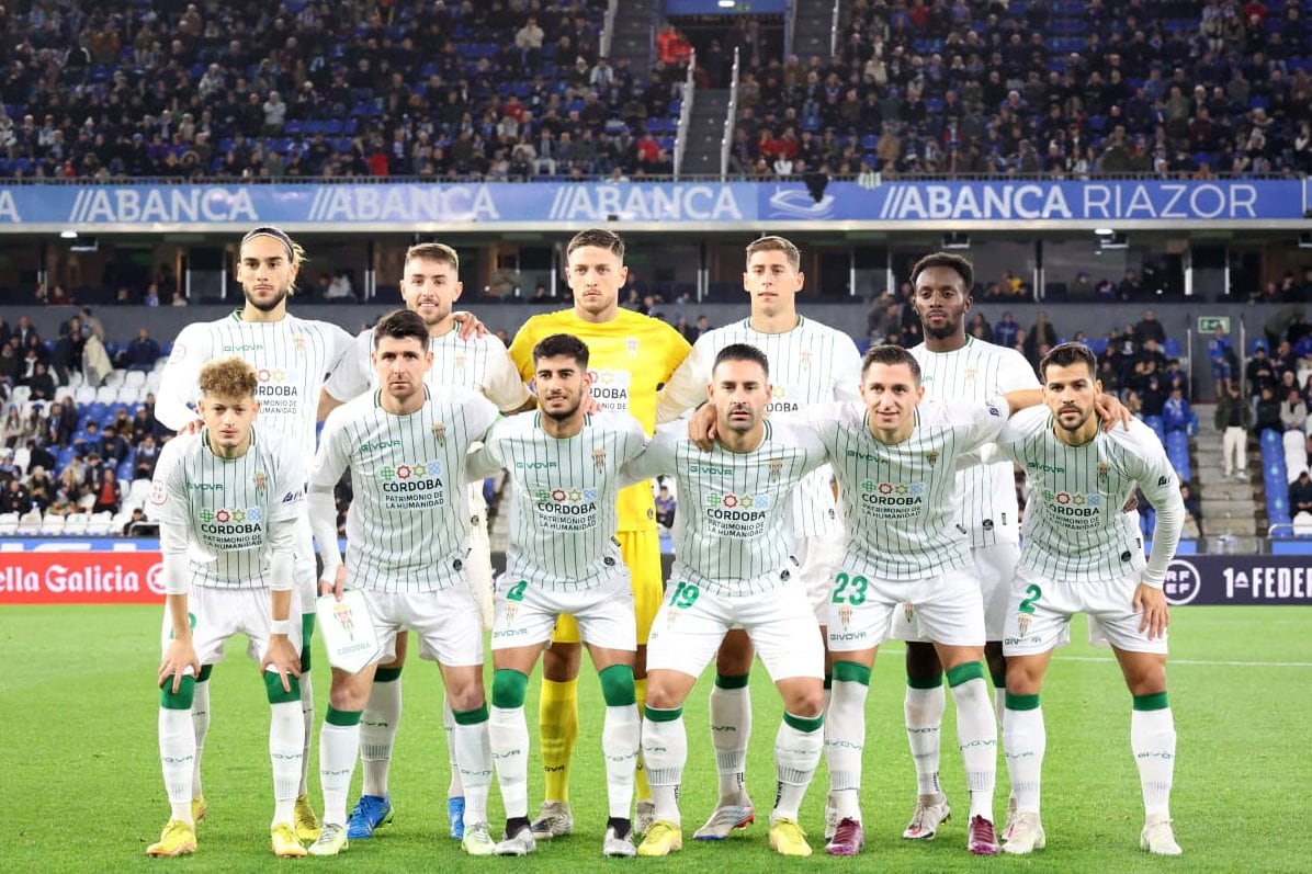 Alineación del Córdoba en Riazor (Prensa CCF)