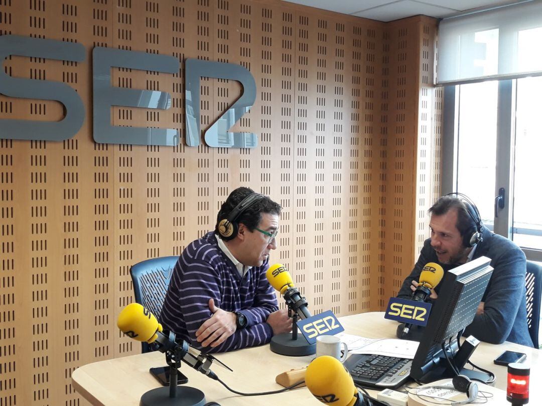 Óscar Puente durante su entrevista en Hoy por Hoy Valladolid con Mario Alejandre