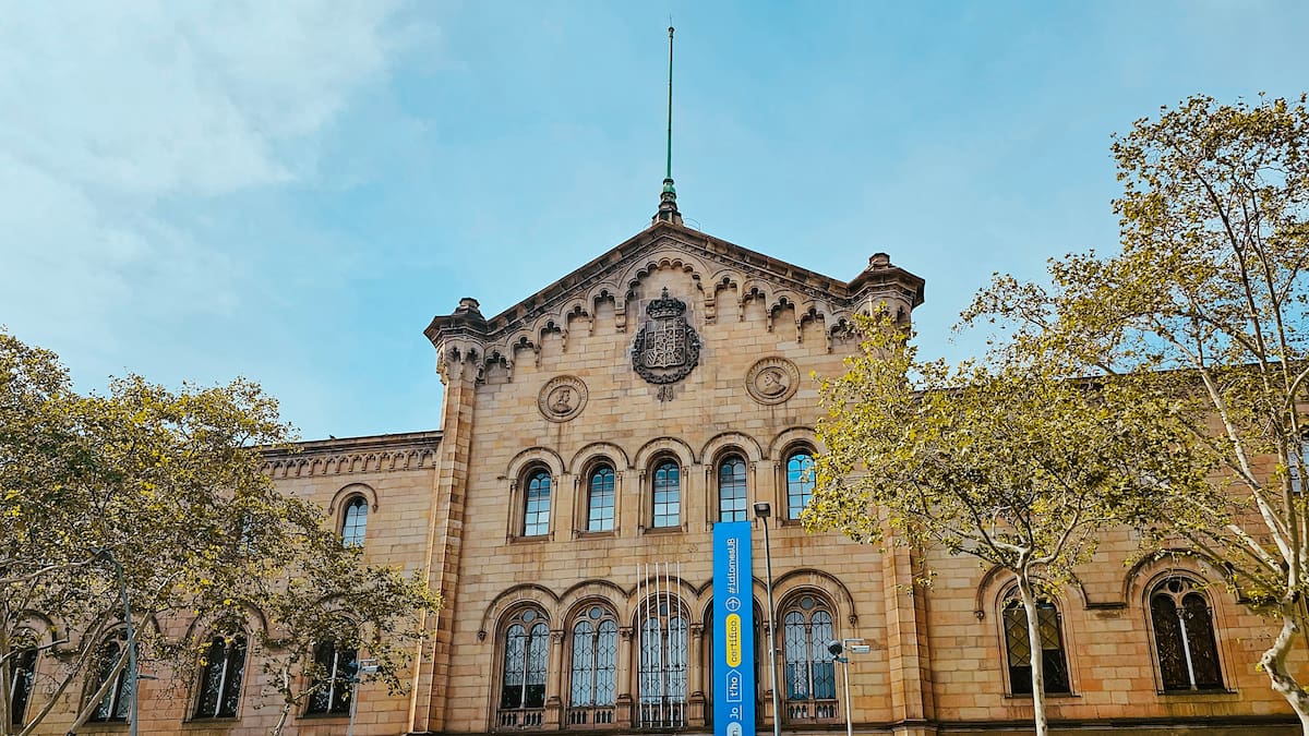 La UB demana a la fiscalia que investigui el grup de Ramón Flecha i suspèn tres professors