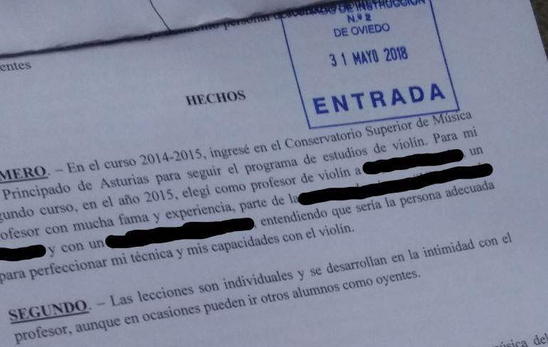 Una alumna del Conservatorio Superior de Música de Asturias denuncia a un profesor por abusos sexuales continuados.