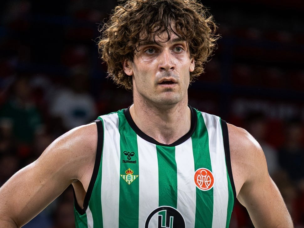 Rubén López de la Torre refuerza la pintura del UCAM Murcia CB