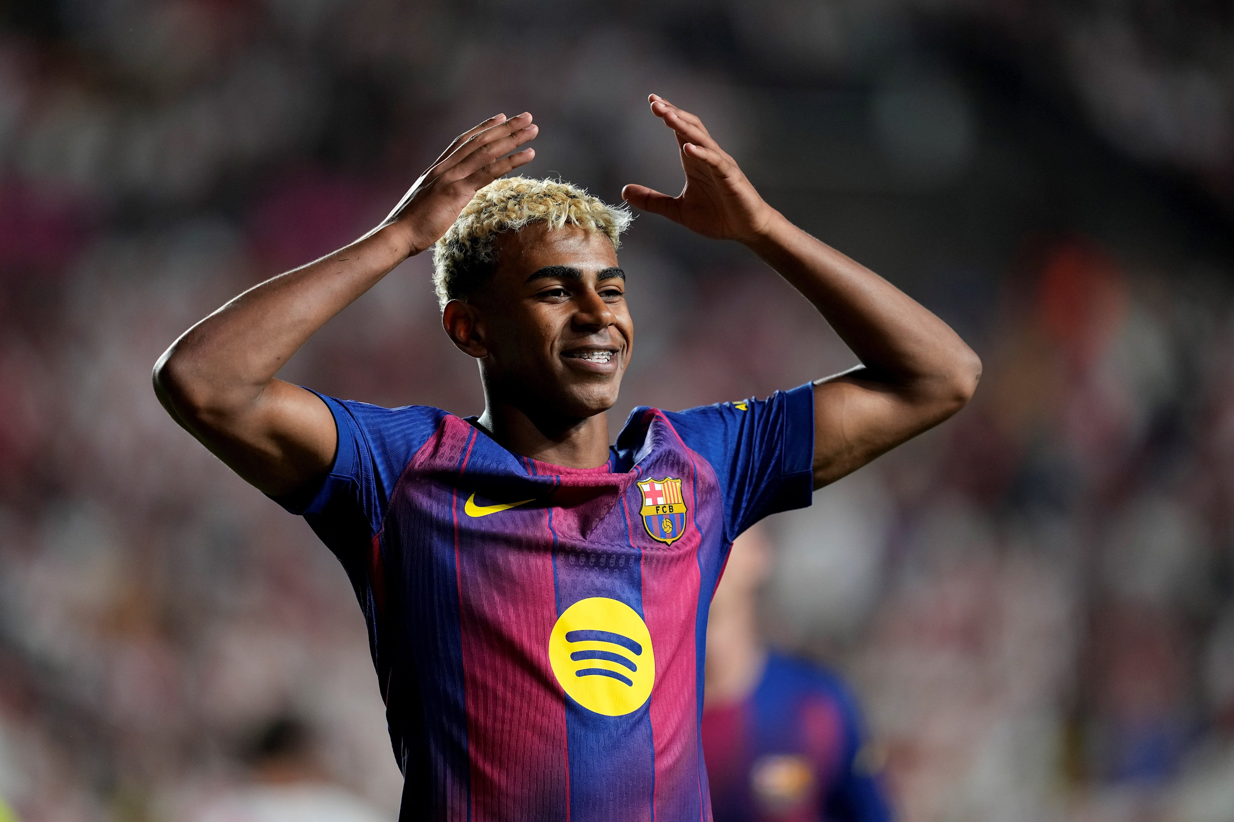 Lamine Yamal celebra su gol ante el Rayo Vallecano. (Oscar J. Barroso/Europa Press via Getty Images)