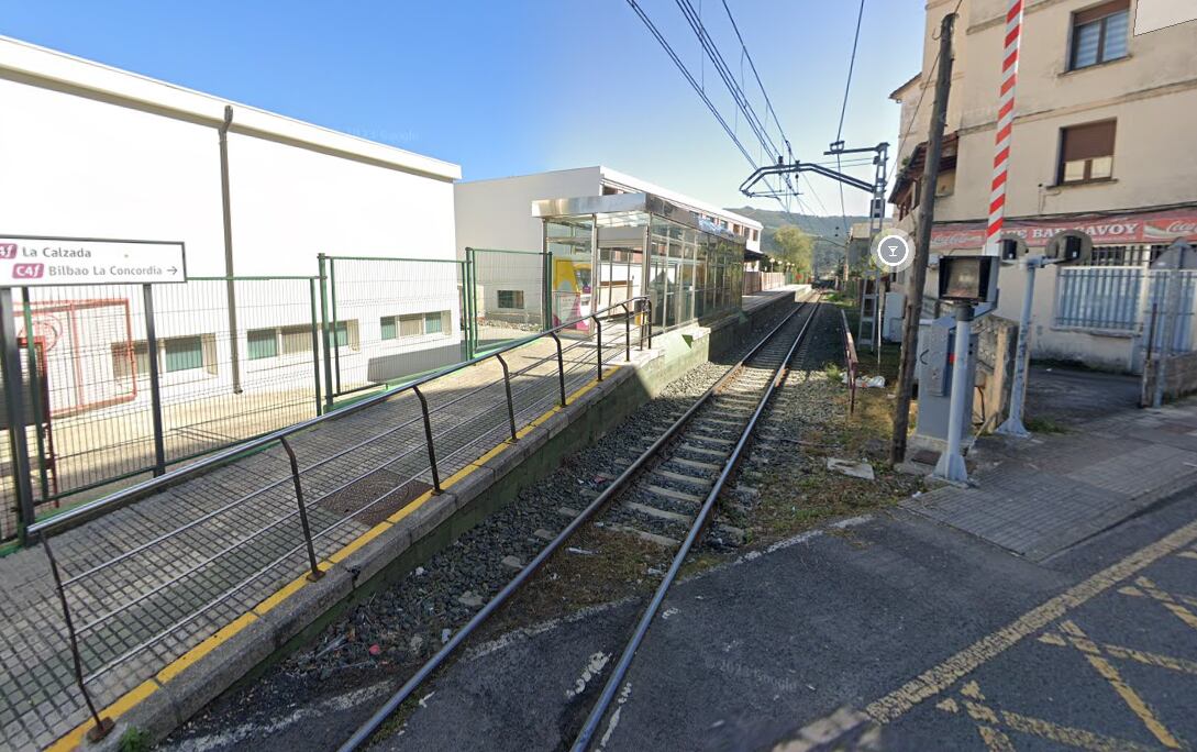 Apeadero de Aranguren, que proyecta ser sustituido.