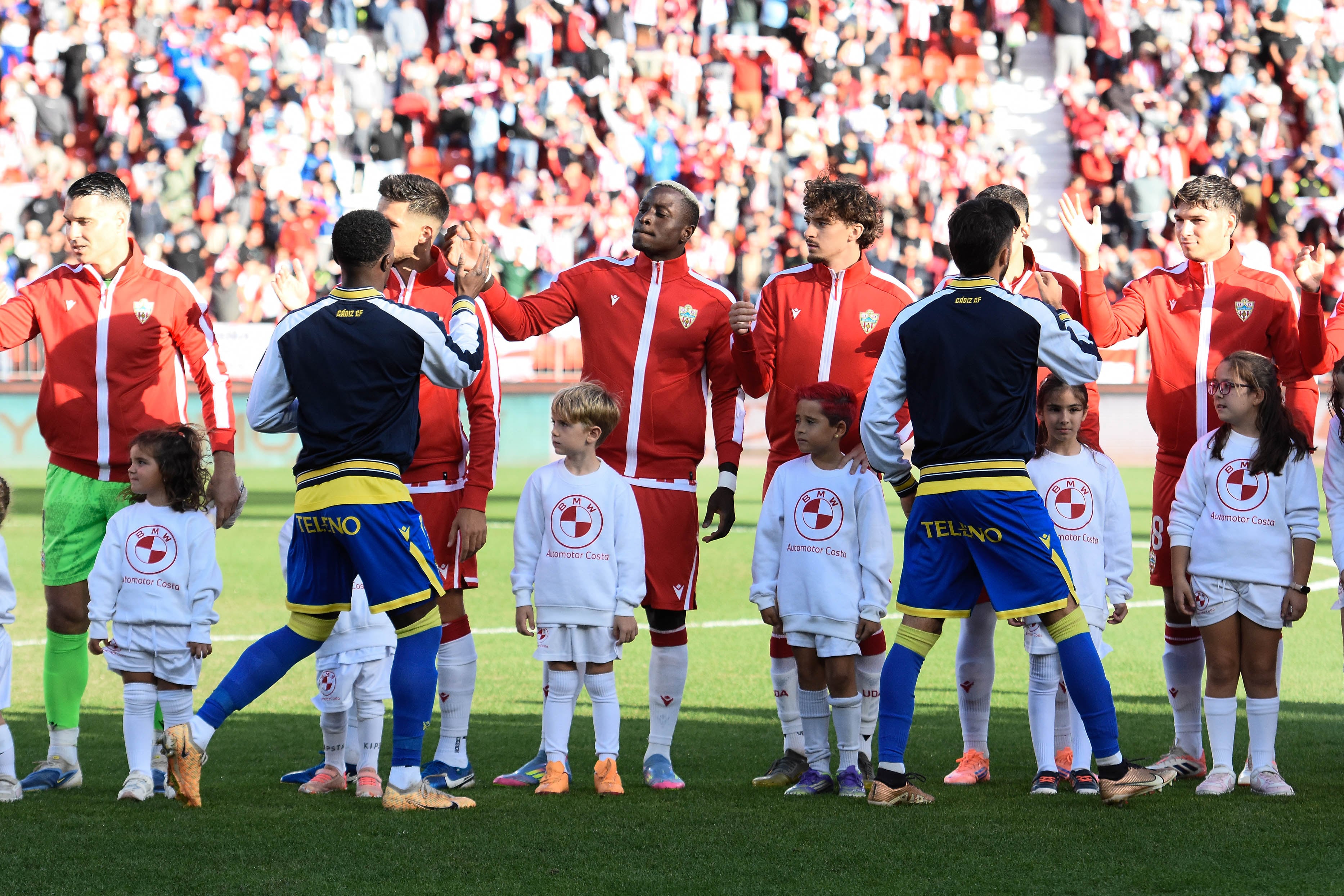 El Almería vuelve a casa donde viene mostrándose muy fuerte.