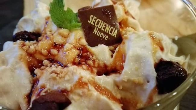 Espuma de turrón con trufitas de anís