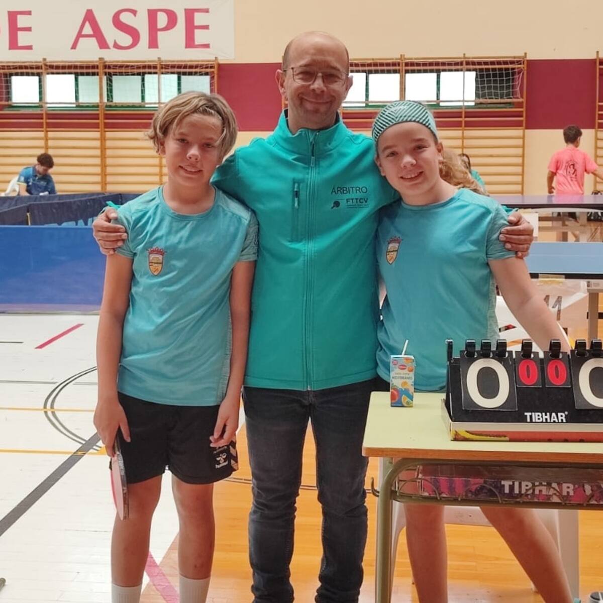 El Tenis de Mesa Elda y el Centro Excursionista Eldense estuvieron en el II Top Jocs Esportius