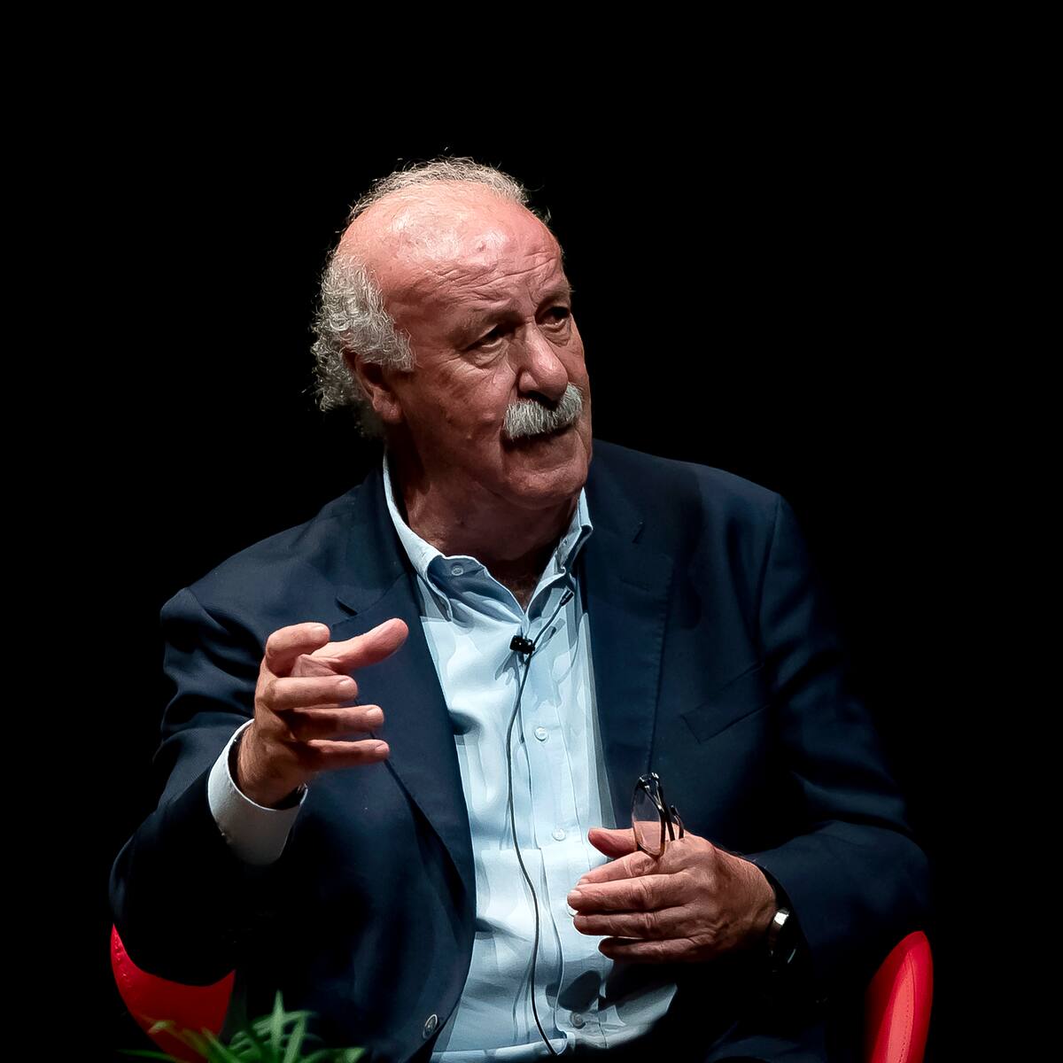 Manu Carreño señala por qué Vicente del Bosque es la mejor opción posible para dirigir la comisión de renovación de la RFEF