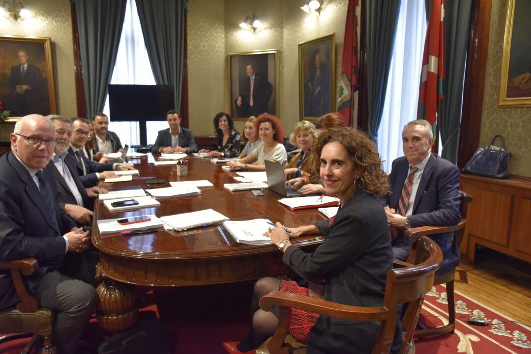 Reunión del Consejo Territorial de Finanzas de Bizkaia.