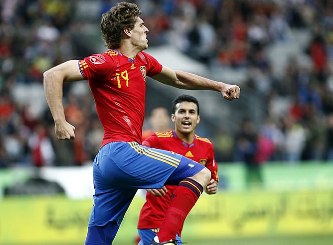 Llorente celebrando su gol