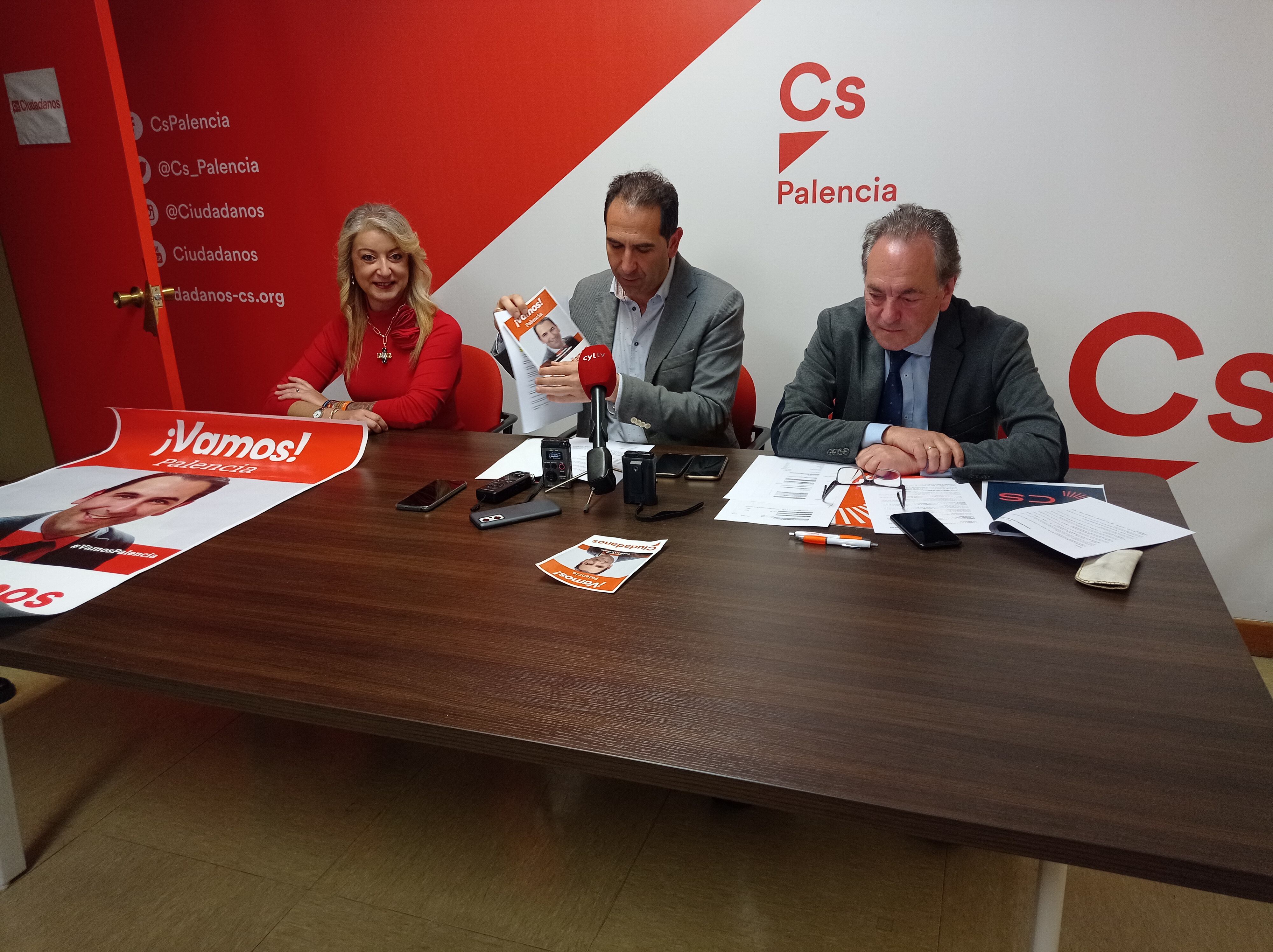 Carolina Gómez, Mario Simón y Urbano Revilla encabezan la lista de Ciudadanos al Ayuntamiento de Palencia