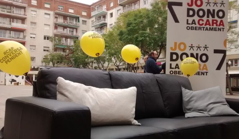 Sofà de la campanya d'Obertament. 