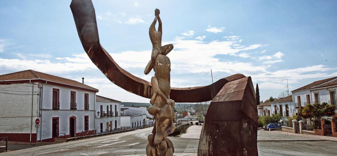 Rotonda situada en la localidad de Guarromán.