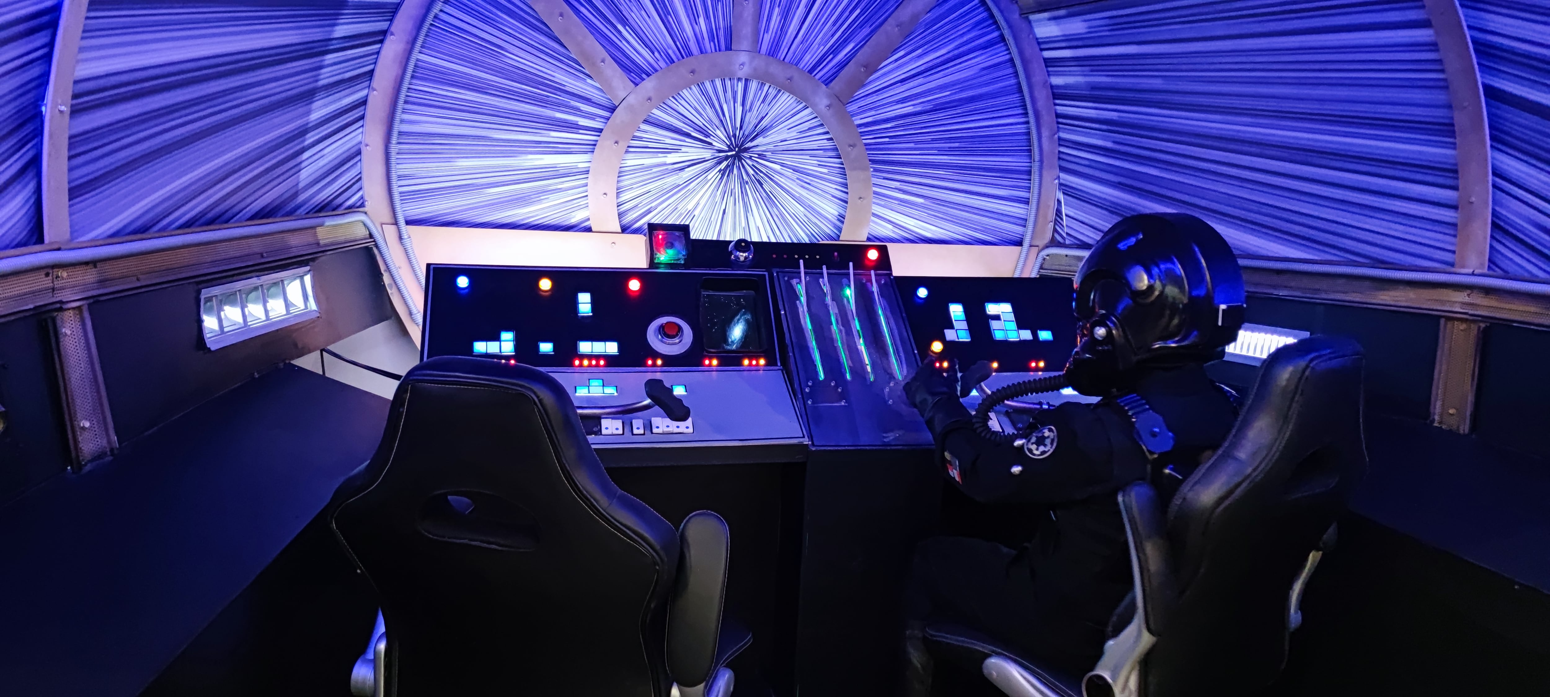 Interior de la nave de la Armada Imperial en la exposición de Star Wars en Fuenlabrada.