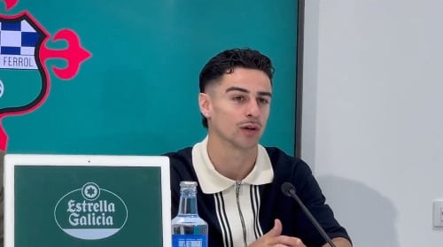 Josué Dorrío, en su presentación de este jueves (foto: Racing Club Ferrol)