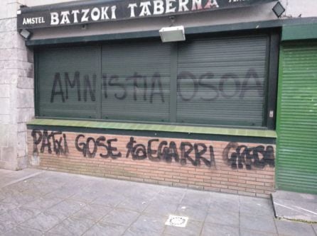 Pintadas en favor de la amnistia