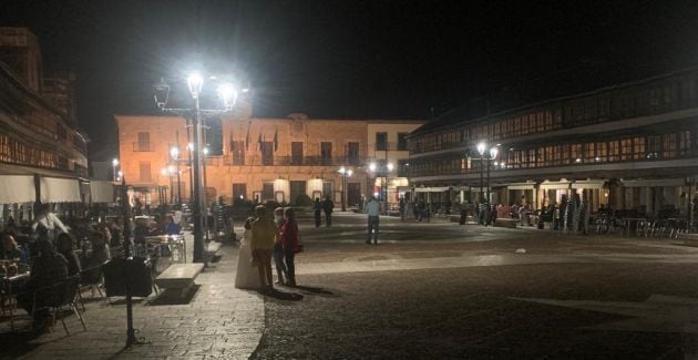 Imagen de este sabado noche en la Plaza Mayor de Almagro