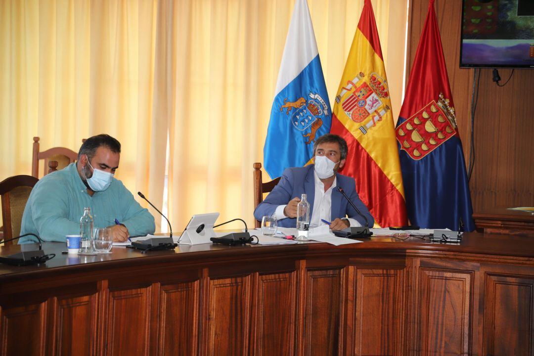 Samuel Martín y Pedro San Ginés, consejeros de CC-PNC en el Cabildo de Lanzarote.