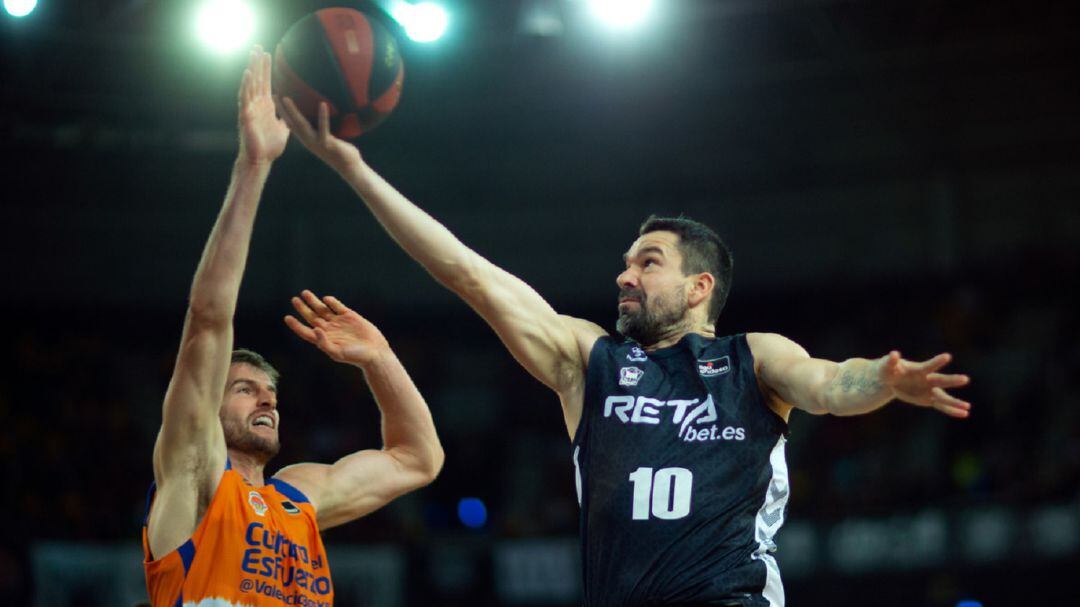 Rafa Martínez con Bilbao Basket