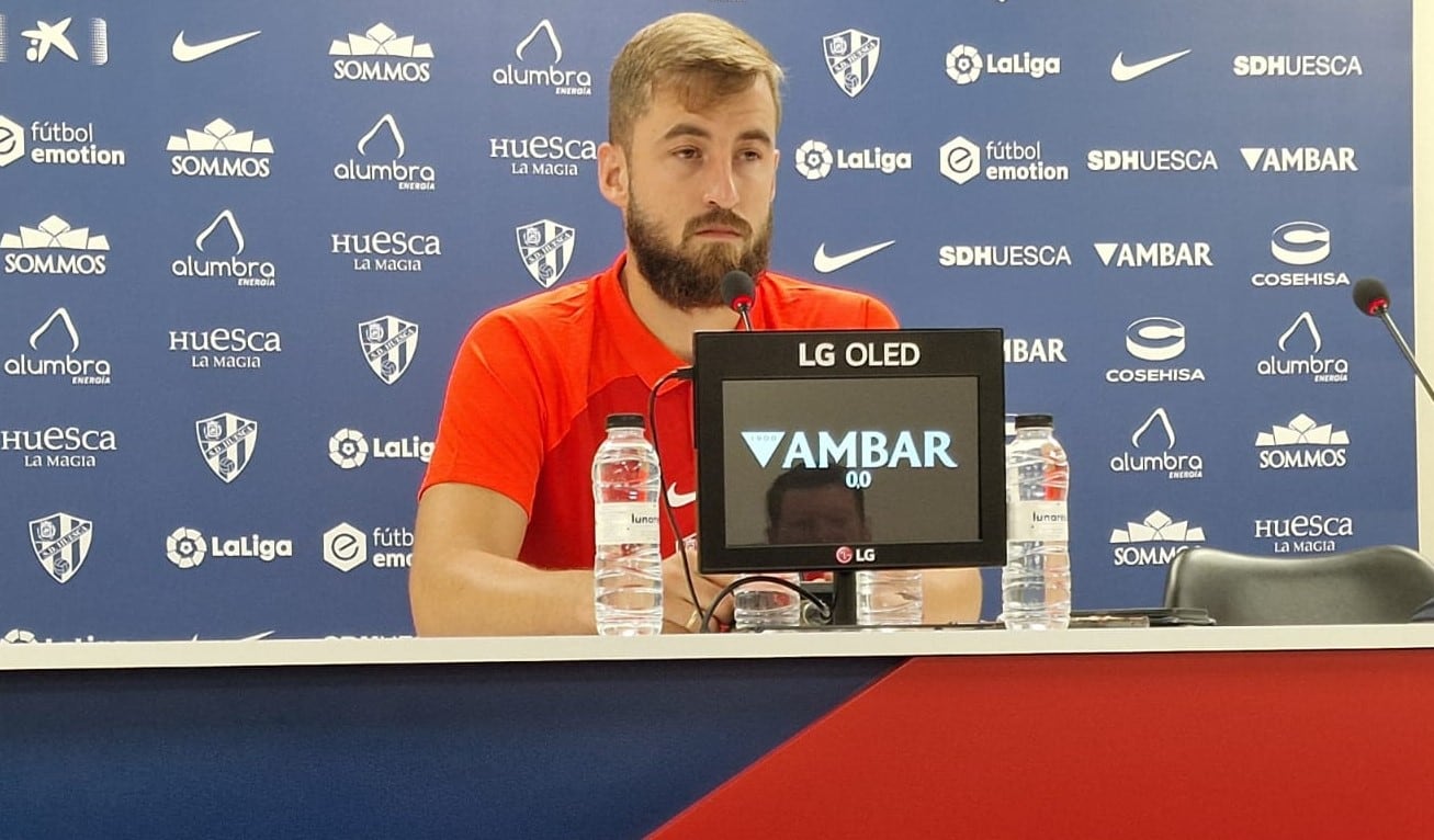 Jorge Pulido atendía a los medios tras el primer entrenamiento de la temporada