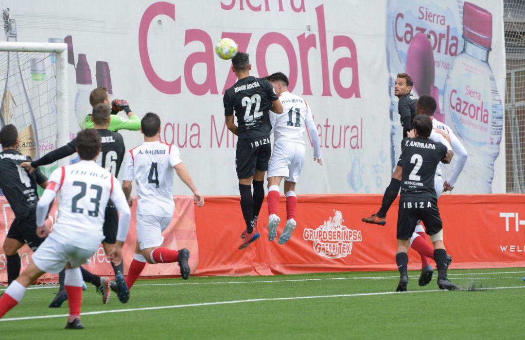 Imagen del choque jugado este domingo