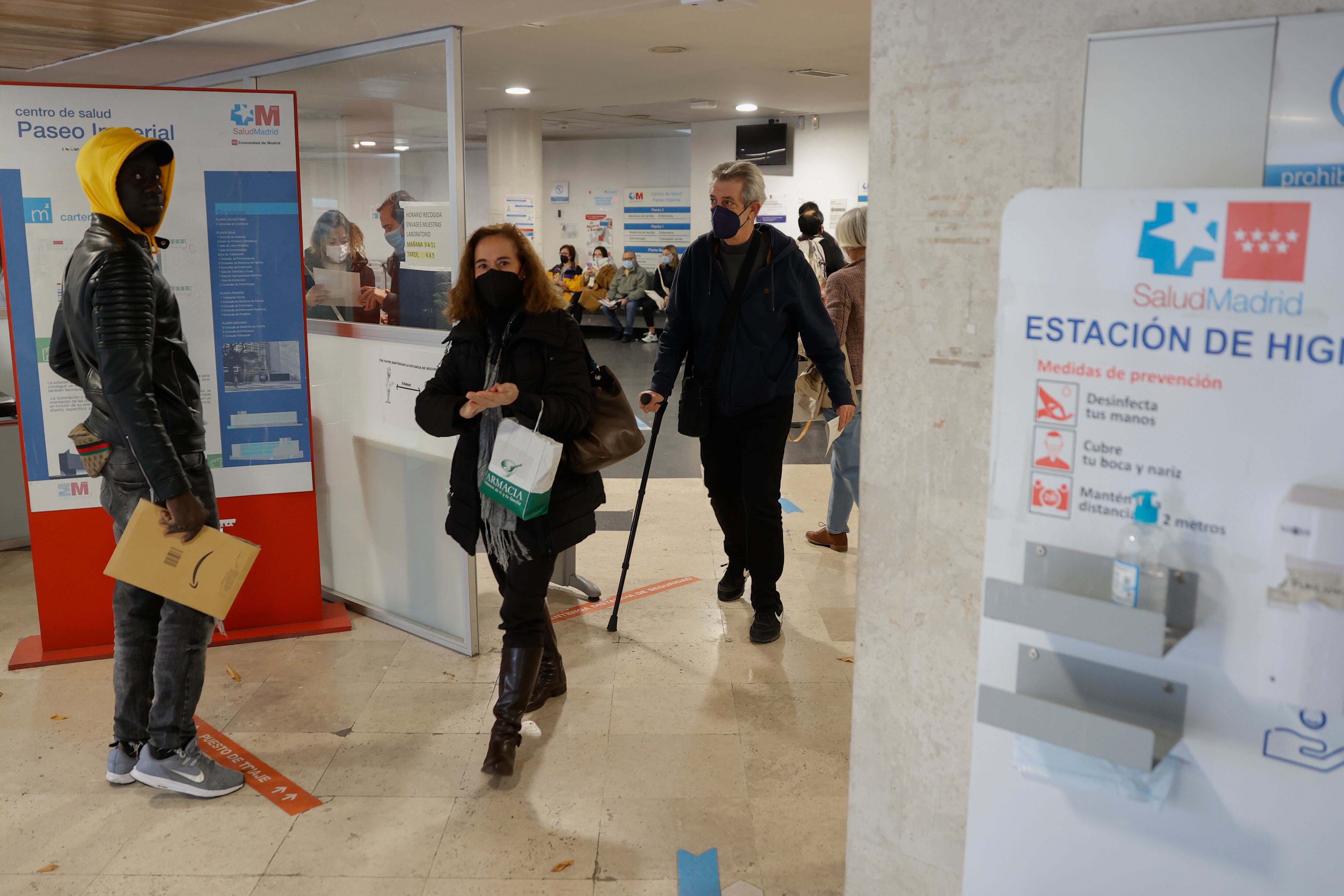 Vista de los pacientes en el centro de Salud de Paseo Imperial en Pirámides en Madrid