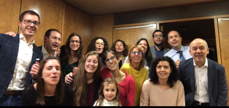 Sofia Domingos amb els seus companys a la notaria Estañol.