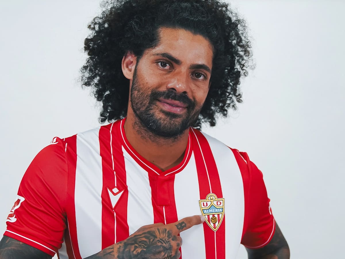 El FC Cartagena oficializa la incorporación de Aridane Hernández