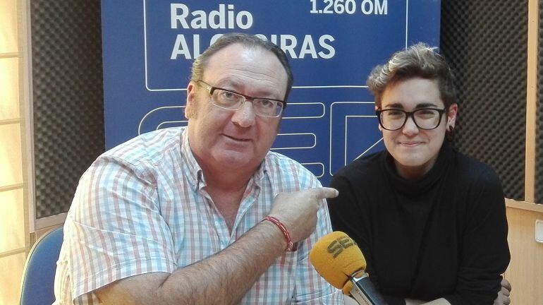 Con la violinista María de Grandy durante una entrevista en noviembre pasado.