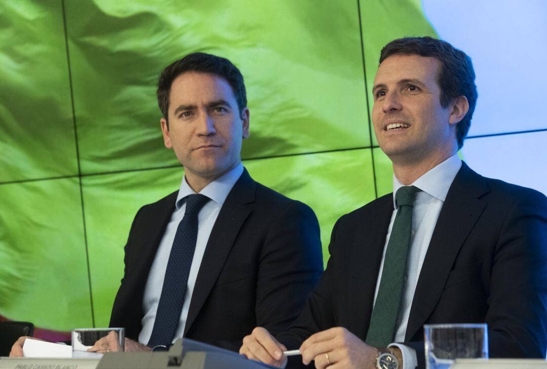 El presidente del PP, Pablo Casado, y el secretario general, Teodoro García Egea, en la reunión de la Ejecutiva del PP de este martes