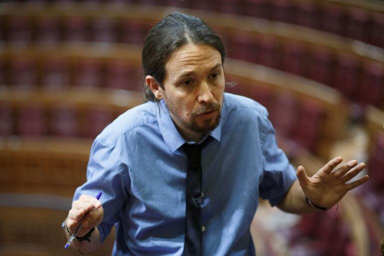 El líder de Podemos, Pablo Iglesias, durante una entrevista con la agencia Reuters
