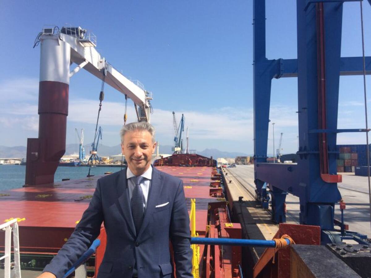 Toledo reivindica a Fomento un mejor trato con el puerto de Castellón