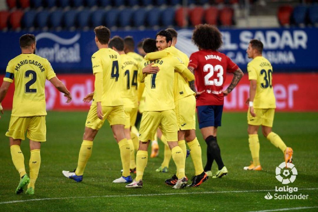 El Villarreal celebra el primero de sus goles en el Sadar 