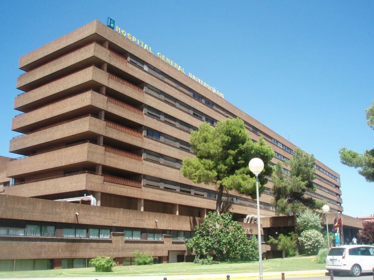 Fachada del Hospital de Albacete