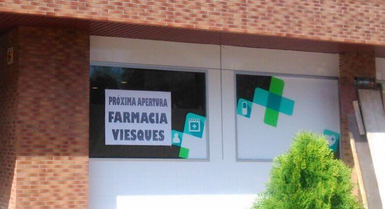 Nueva farmacia en Viesques a partir del próximo lunes en la calle Anselmo Solar esquina con Corín Tellado