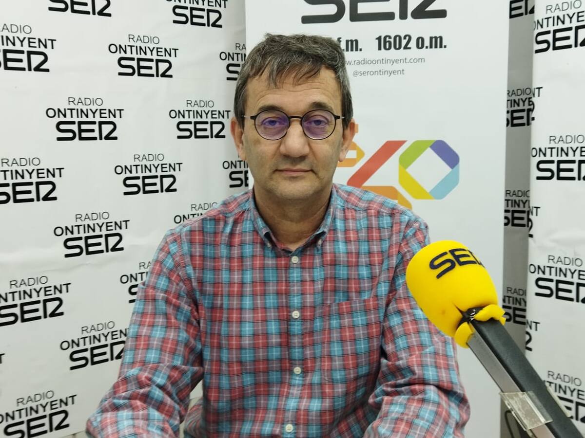 Entrevista a Joan Torró, L'IEVA inaugura una exposició i presenta un llibre esta setmana