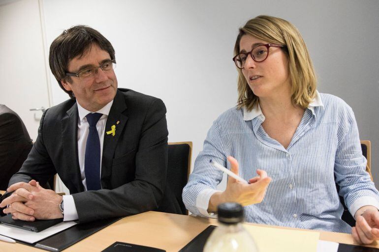 Carles Puigdemont, amb la portaveu e JxCat, Elsa Altadi, el passat cap de setmana a Berlín