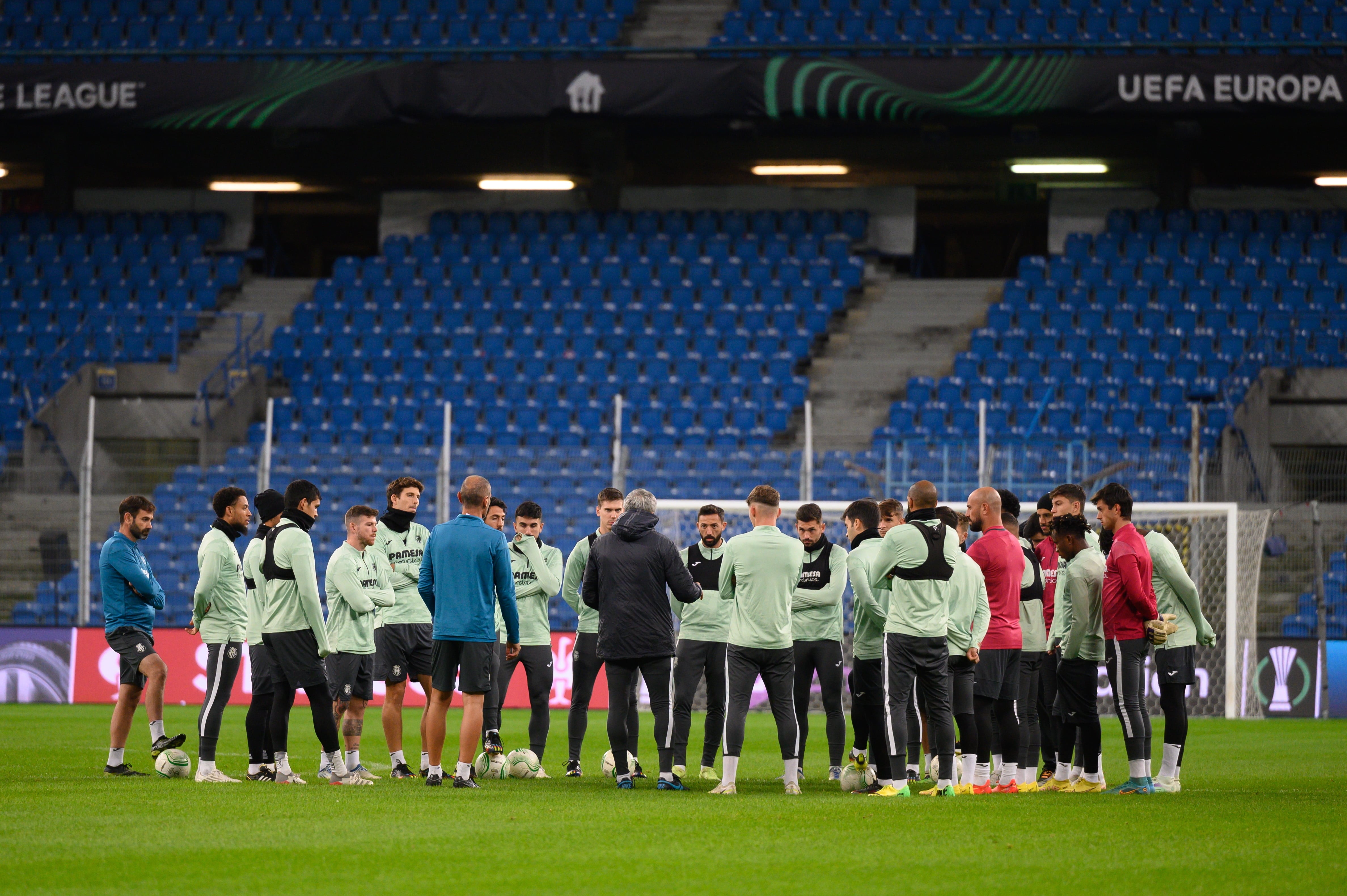 Poznan (Poland), 02/11/2022.- Villarreal&#039;s soccer players during a training session in Poznan, Poland, 02 November 2022. Villarreal will face Lech Poznan in their UEFA Europa Conference League group C match on 03 November in Poznan. (Polonia) EFE/EPA/Jakub Kaczmarczyk POLAND OUT
