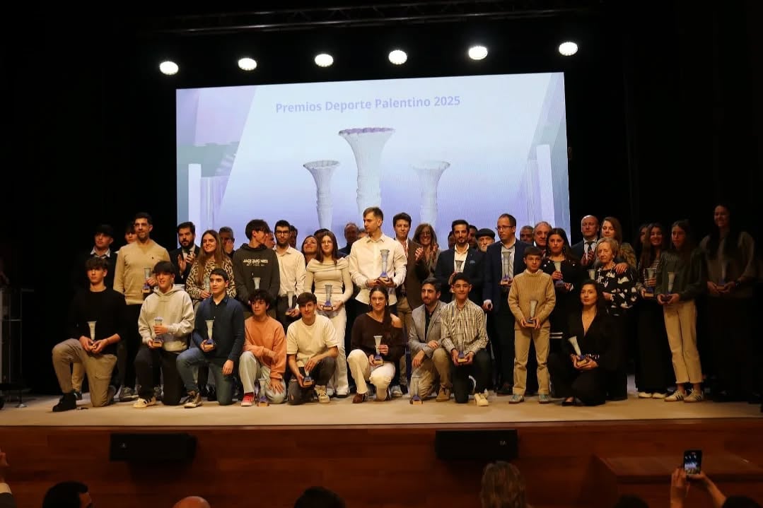 Foto de familia de la gala