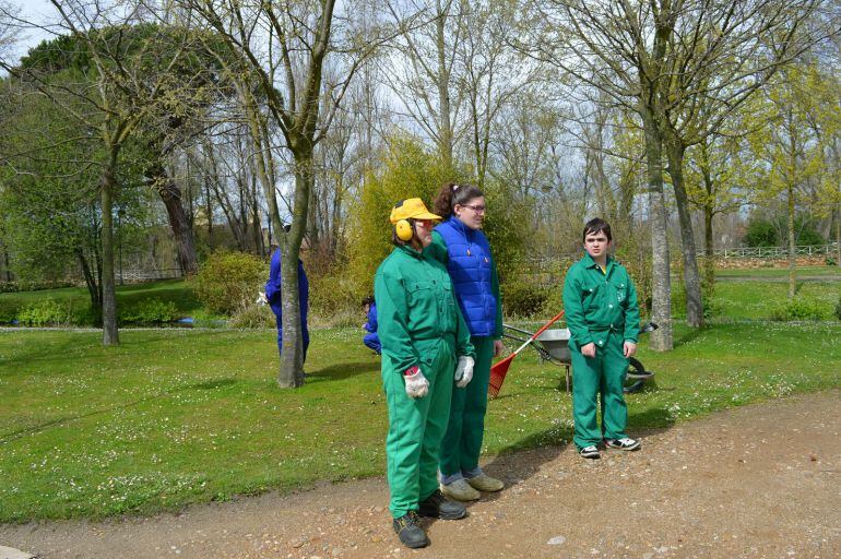 Estudiantes durante sus prácticas