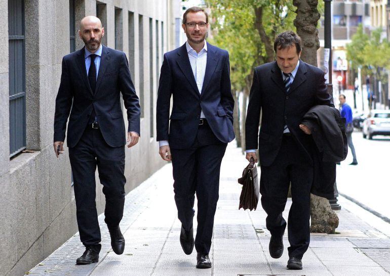 Javier Maroto acude a su declaración ante la fiscalía