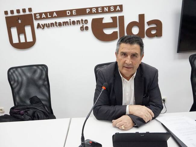 Amado Navalón, edil de Transporte de Elda