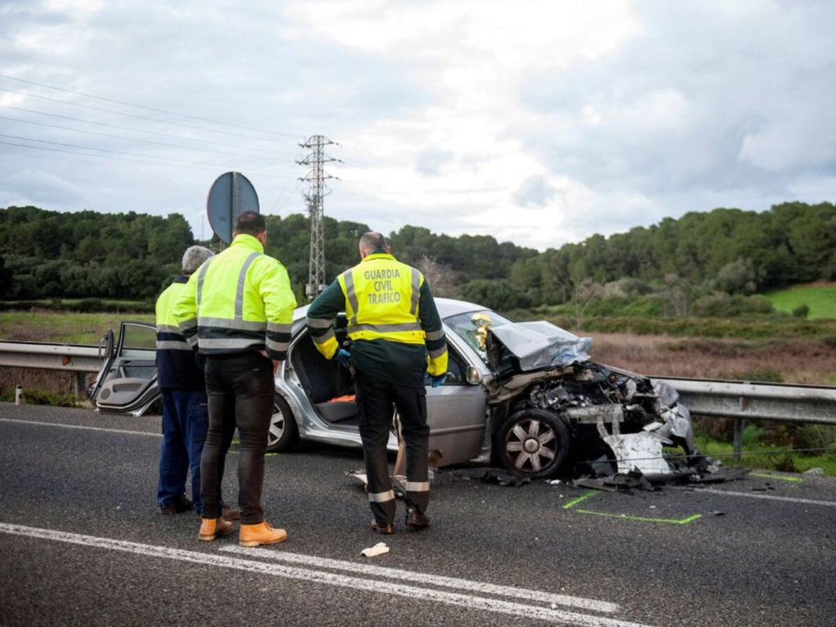 Fallece una mujer en un accidente en la carretera de Fornells