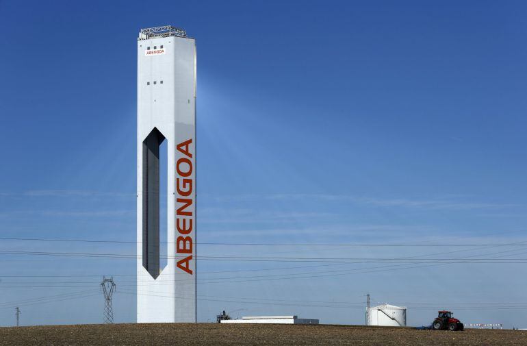 Torre de Abengoa en Sanlúcar la Mayor.