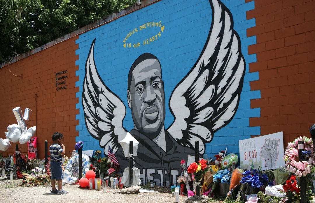 Mural tras la muerte de George Floyd.