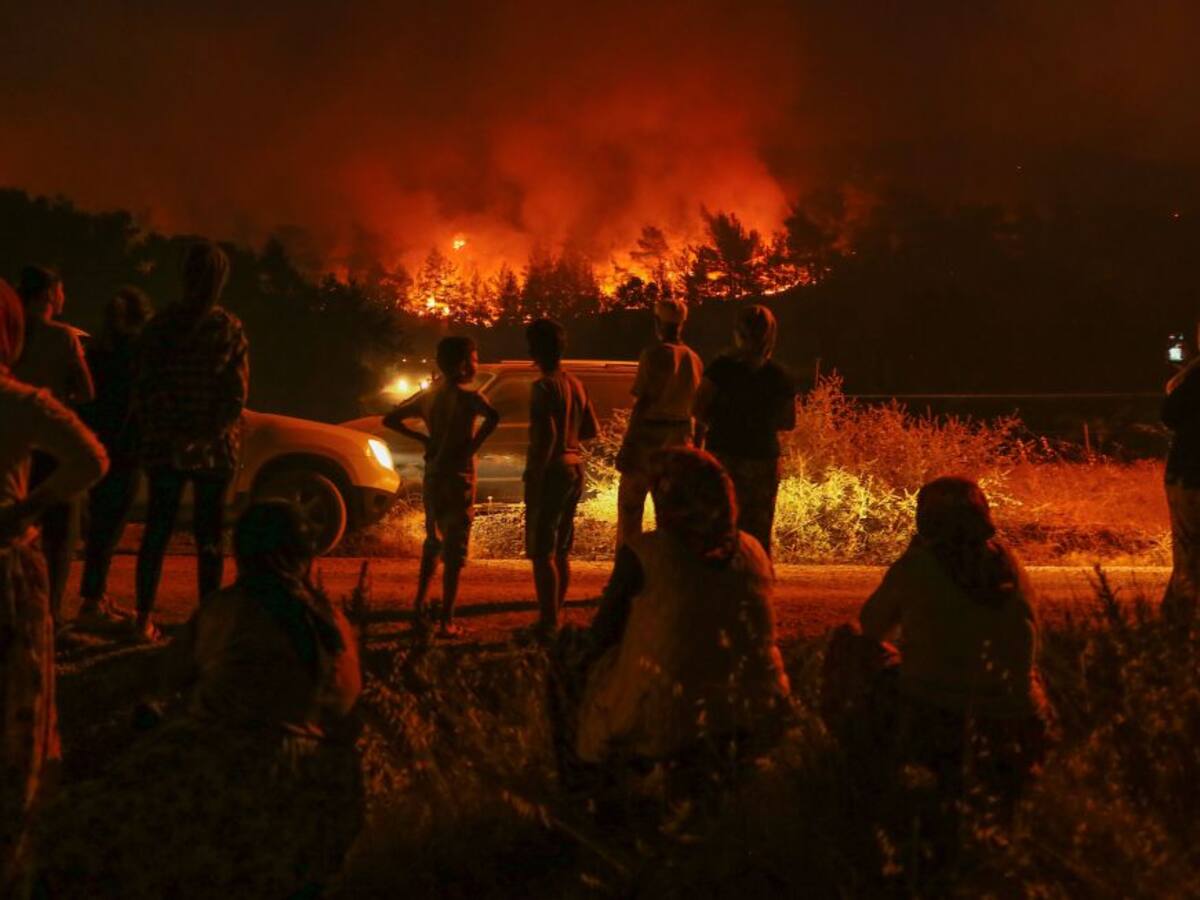 Erdogan declara el estado de desastre en las regiones de Turquía afectadas por los incendios forestales