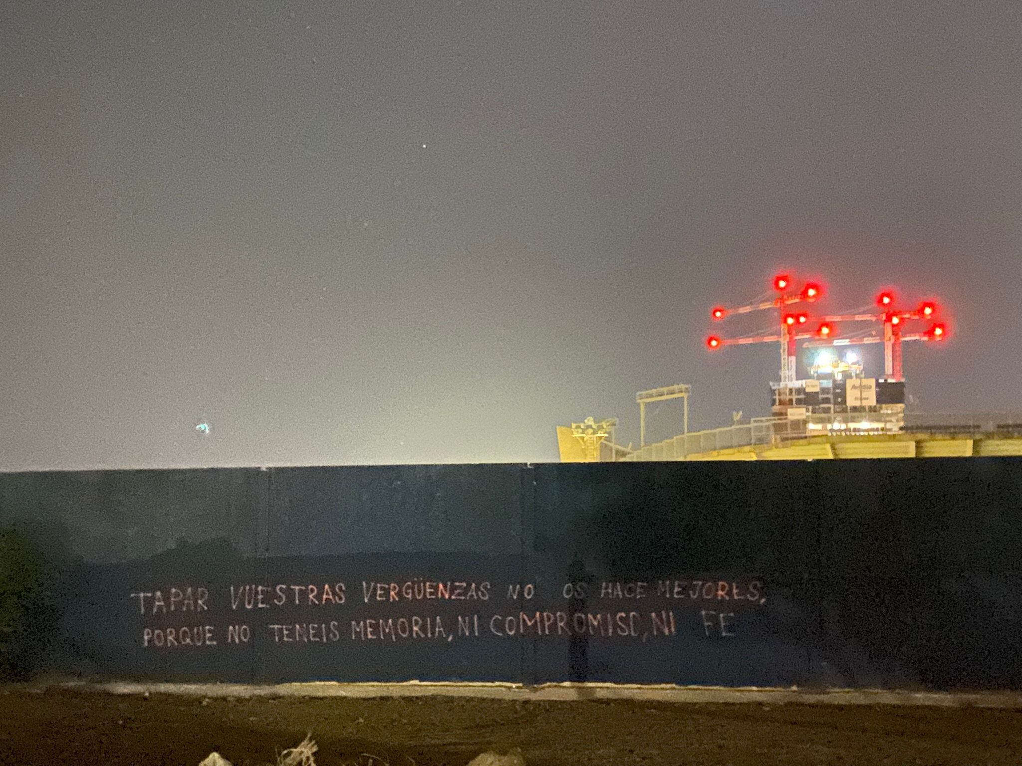 Nuevas pintadas en La Rosaleda