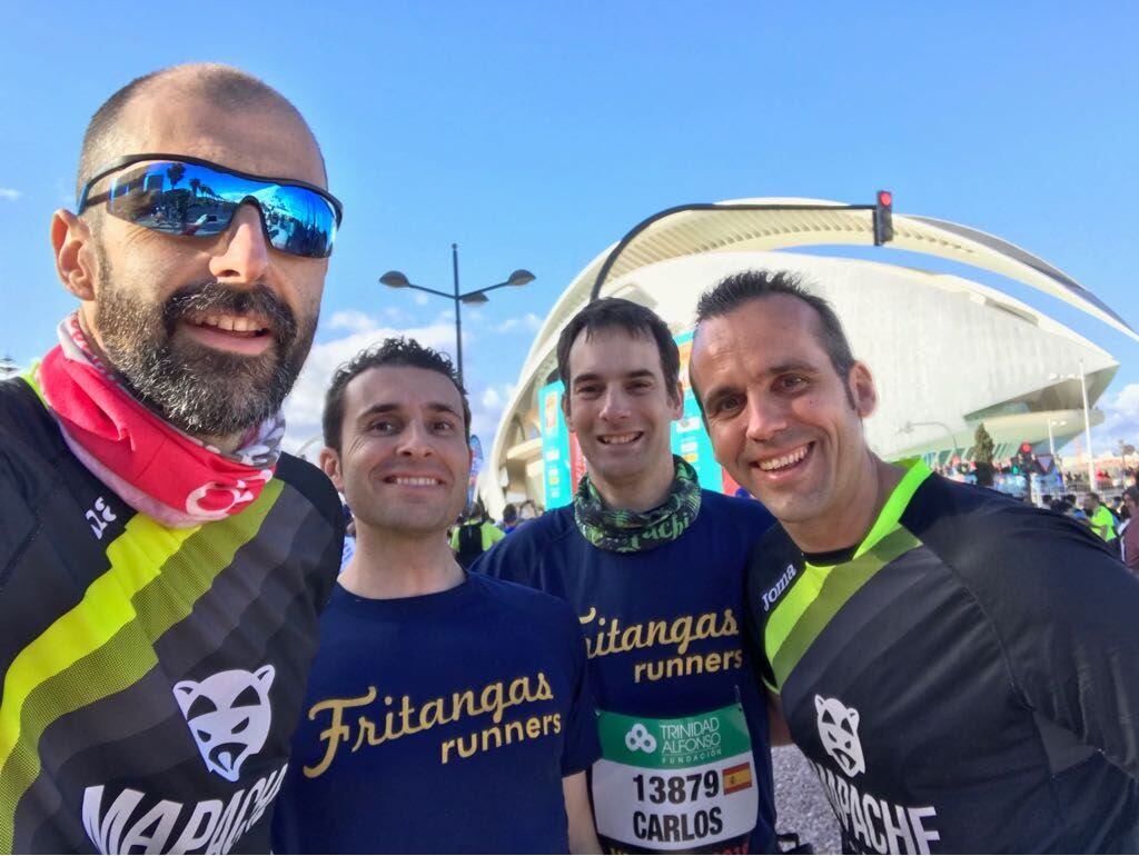 Cuatro de los miembros de Fritangas Runners